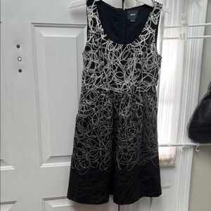 Anthropology Maeve Black and White Swirl Scoop-Neck Mini Dress Size 4